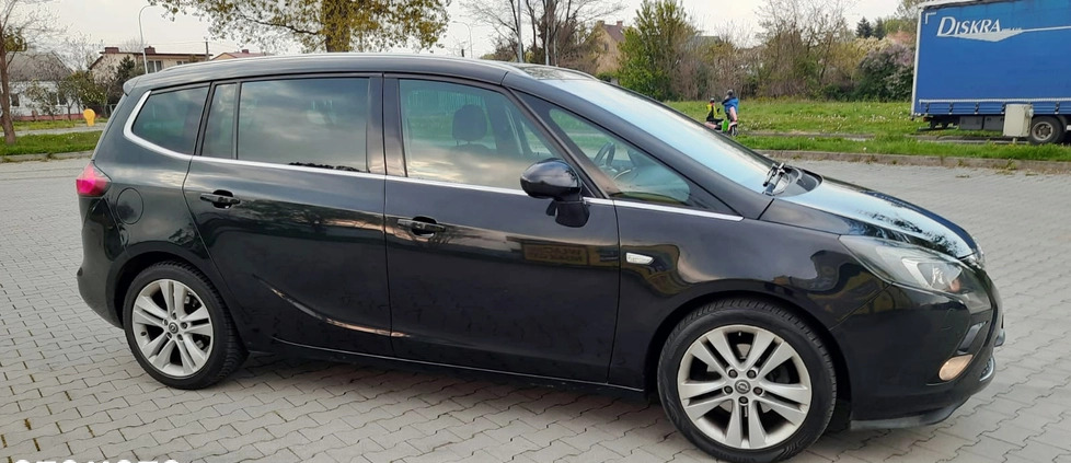 Opel Zafira cena 42900 przebieg: 139000, rok produkcji 2014 z Goleniów małe 211